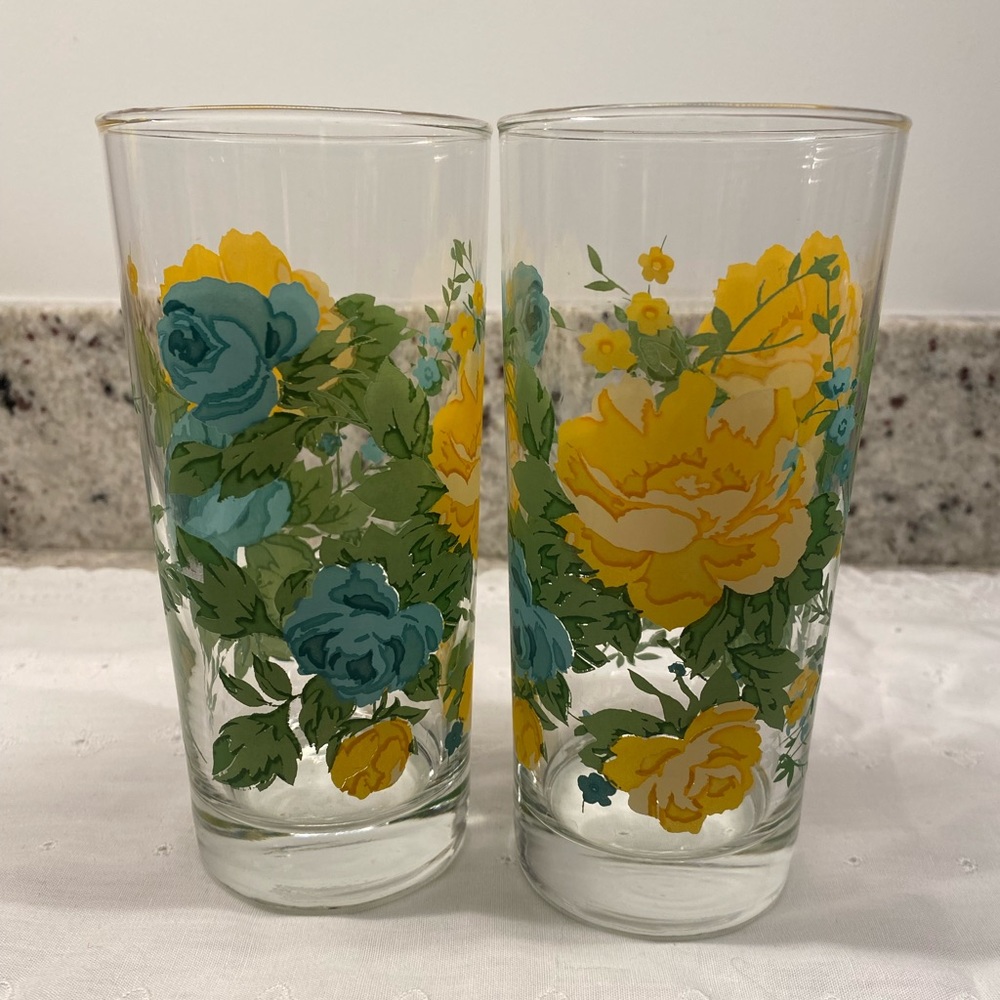 2 Pioneer Woman Rose Shadow Glasses Floral: green, yellow and blue.